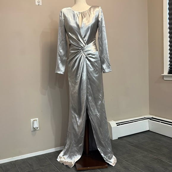 NEW Aidan Mattox evening gown maxi dress slit cut out silver formal wear - Picture 7 of 16